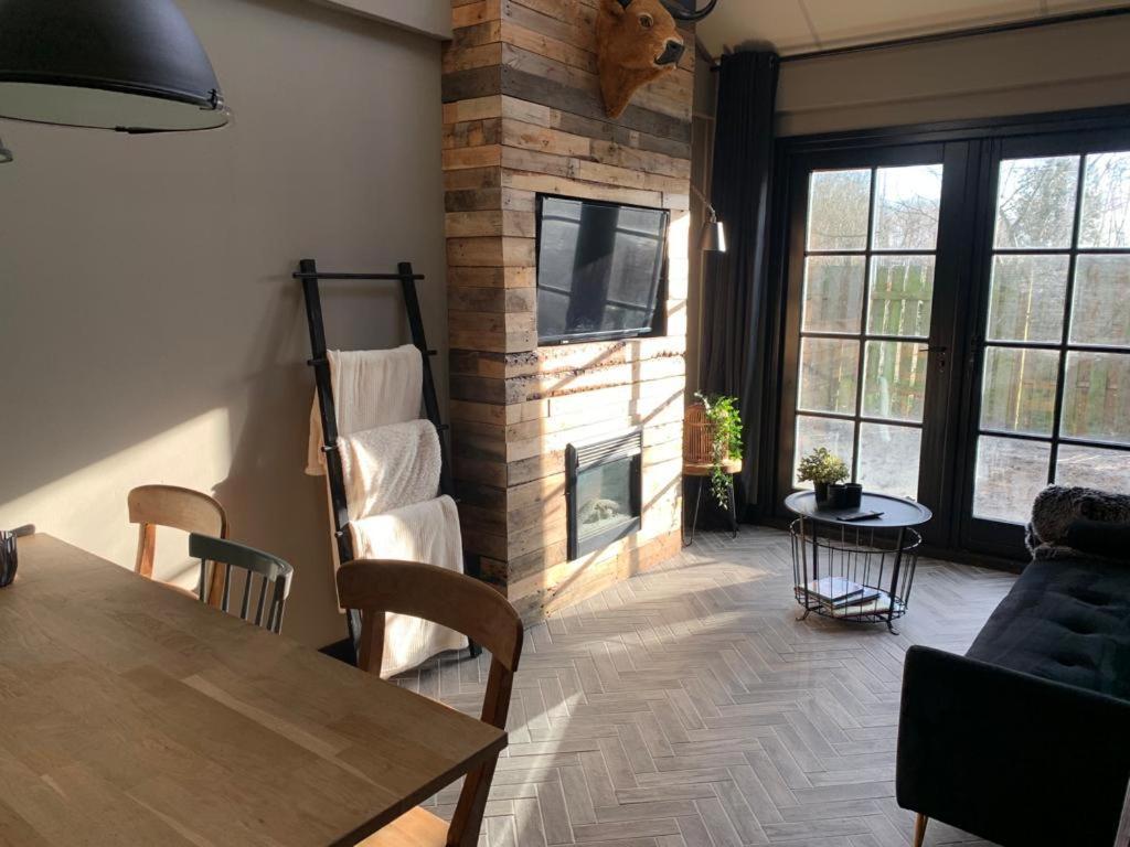 Heusden  Sleepzzz Bed & Breakfast エクステリア 写真